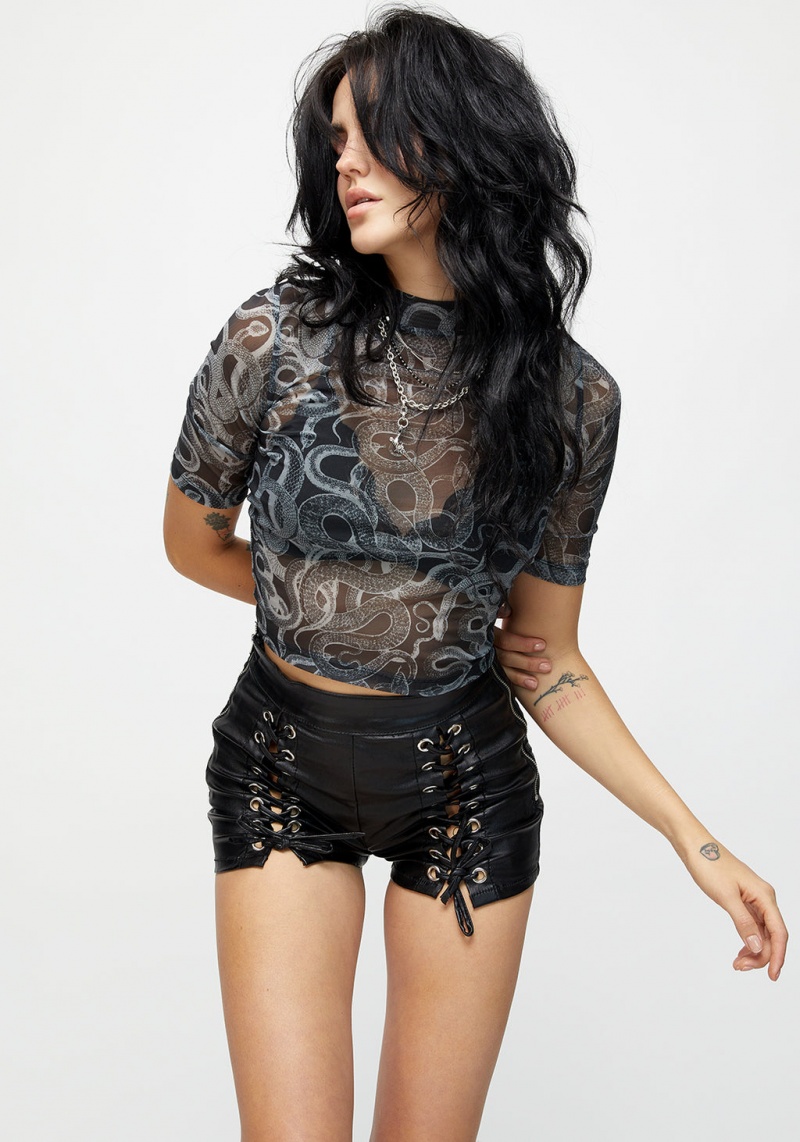 Disturbia Serpente Print Mesh Corta Sleeve Crop Top | YOF-21105342