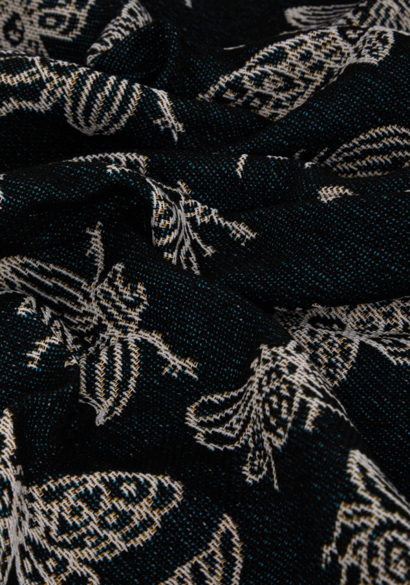 Disturbia Mortmoth Woven Blanket | CNF-95500150