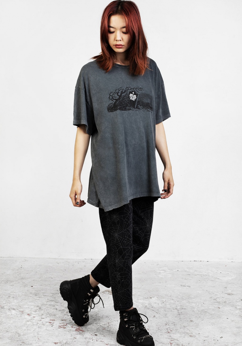 Disturbia Here Lies Grey Acid Wash Oversized Tee | GXK-95269810