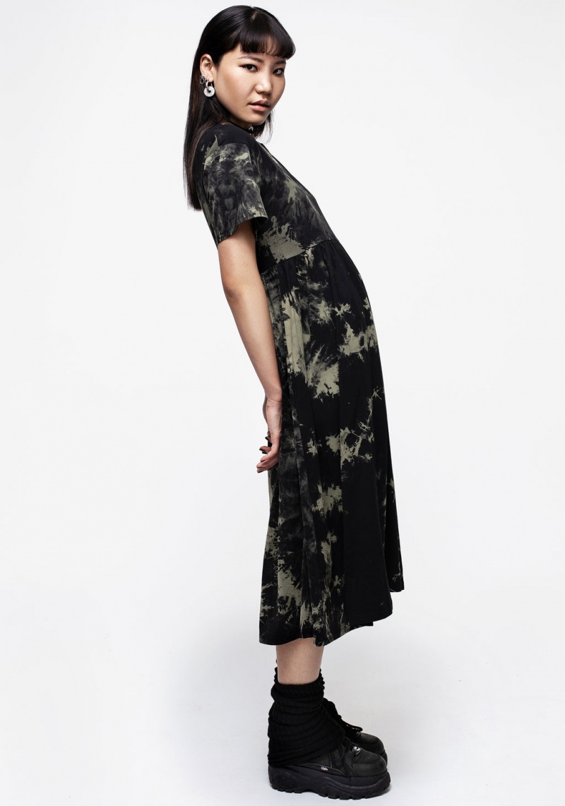 Disturbia Grievance Tie Dye Midi Robe | KUW-75001784