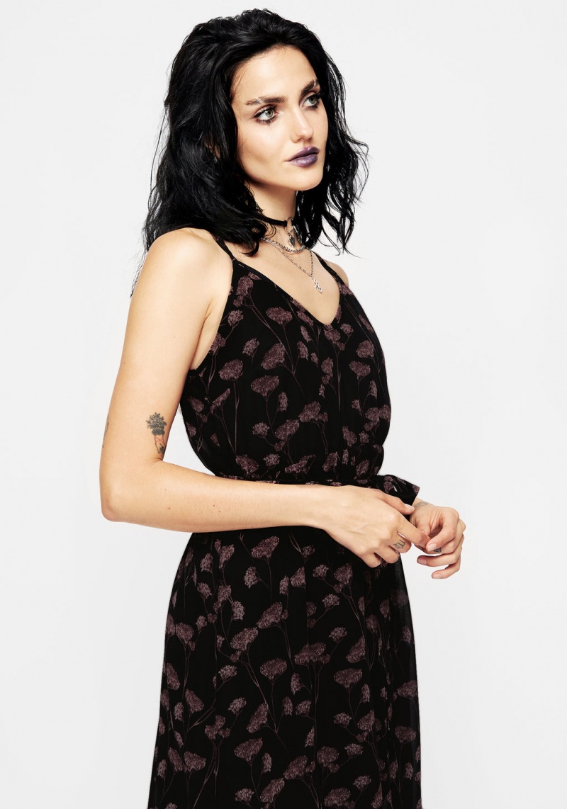 Disturbia Judas Maxi Robe with Taille Tie | QNN-31730226