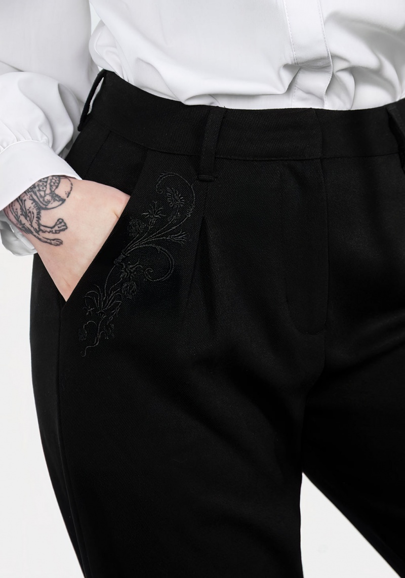 Disturbia Poe Tapered Trousers | BQA-47700980