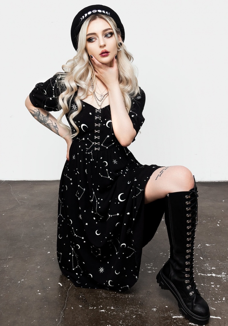 Disturbia Silver Celestial Print Sweetheart Midi Robe | BOY-13172236