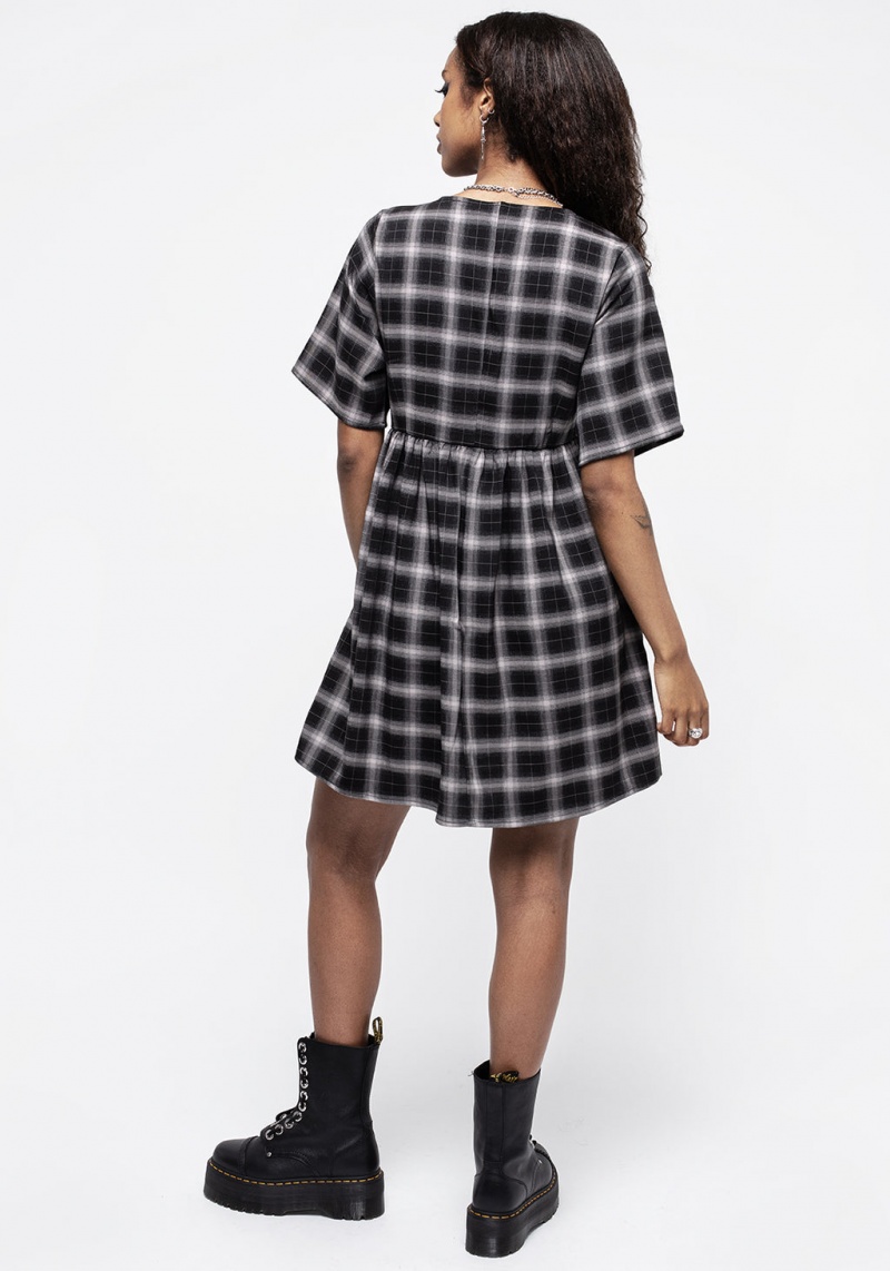 Disturbia Billie Check Mini Smock Robe | IAP-01201943