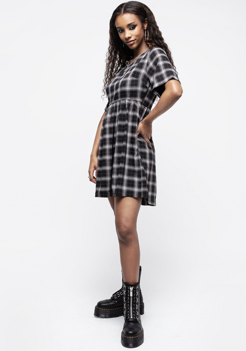 Disturbia Billie Check Mini Smock Robe | IAP-01201943