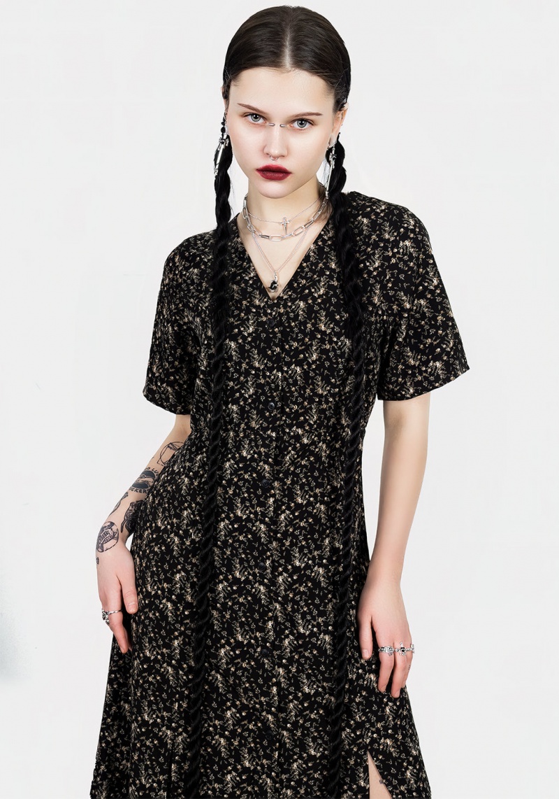 Disturbia Gardenia Print Button Down Midaxi Robe | EZY-17148028